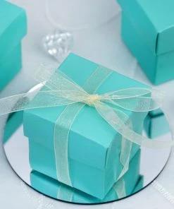 Tableclothsfactory.com Chargers & Centerpieces 100 Pack | 2" Two-Piece Turquoise Party Favor Candy Gift Boxes & Lids