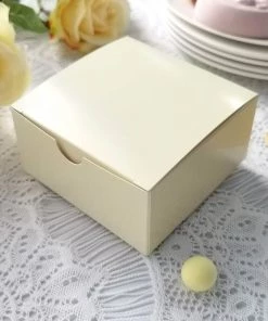 HIER_5310 Chargers & Centerpieces 100 Pack | 4"x4"x2" Ivory Cake Cupcake Party Favor Gift Boxes, DIY