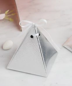HIER_5310 25 Pack | Silver Pyramid Shaped Wedding Party Favor Candy Gift Boxes