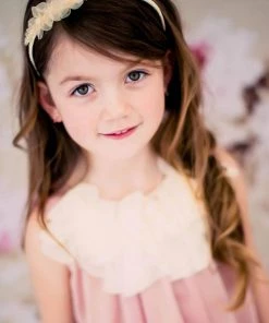 HIER_3500 Flower Girl Dress Chic Chiffon Girl Dress With Ivory Flower Neckline Blush Party Dress Special Occasion Dress