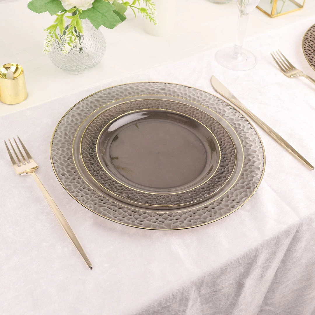 HIER_5441 Disposable Dinnerware 10 Pack | 10" Opaque Black & Gold Rim Plastic Dinner Plates, Round With Hammered Print Design 10 HIER_5441 Disposable Dinnerware 10 Pack | 10" Opaque Black & Gold Rim Plastic Dinner Plates, Round With Hammered Print Design