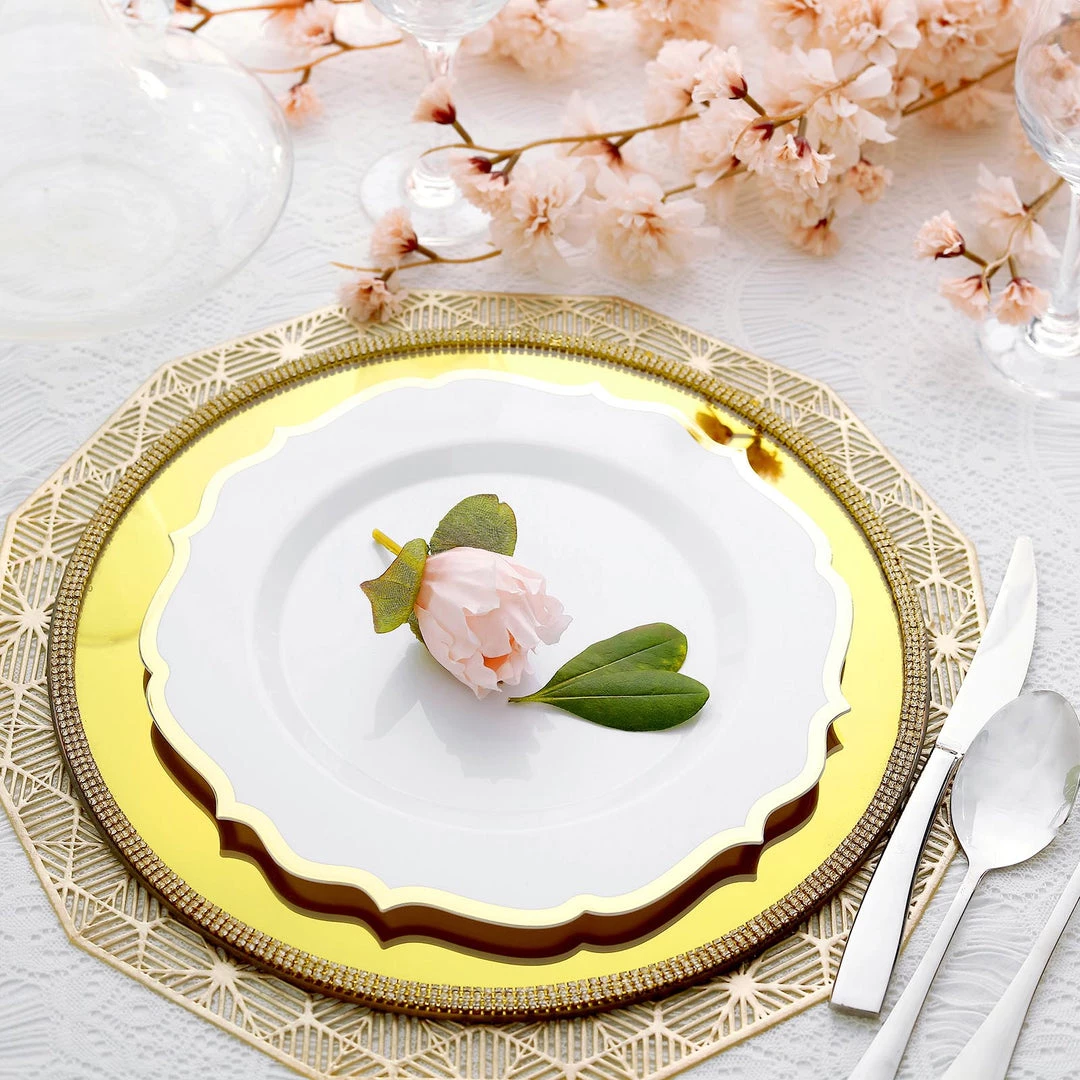 HIER_5441 10 Pack | White 10" Plastic Dinner Plates Disposable Tableware Round With Gold Scalloped Rim 10 HIER_5441 10 Pack | White 10" Plastic Dinner Plates Disposable Tableware Round With Gold Scalloped Rim