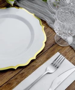 HIER_5441 10 Pack | White 10" Plastic Dinner Plates Disposable Tableware Round With Gold Scalloped Rim