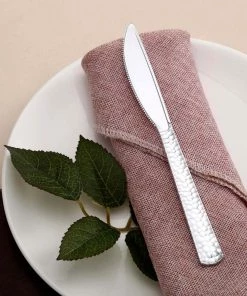 HIER_5460 24 Pack - 7" Silver Hammered Design Heavy Duty Plastic Knives Disposable Dinnerware