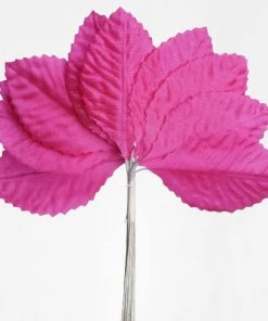 HIER_5120 144 Fuchsia Burning Passion Leaves Chargers & Centerpieces