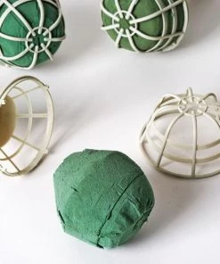 HIER_1160 Chargers & Centerpieces 6 PCS Foam Bouquet Holders