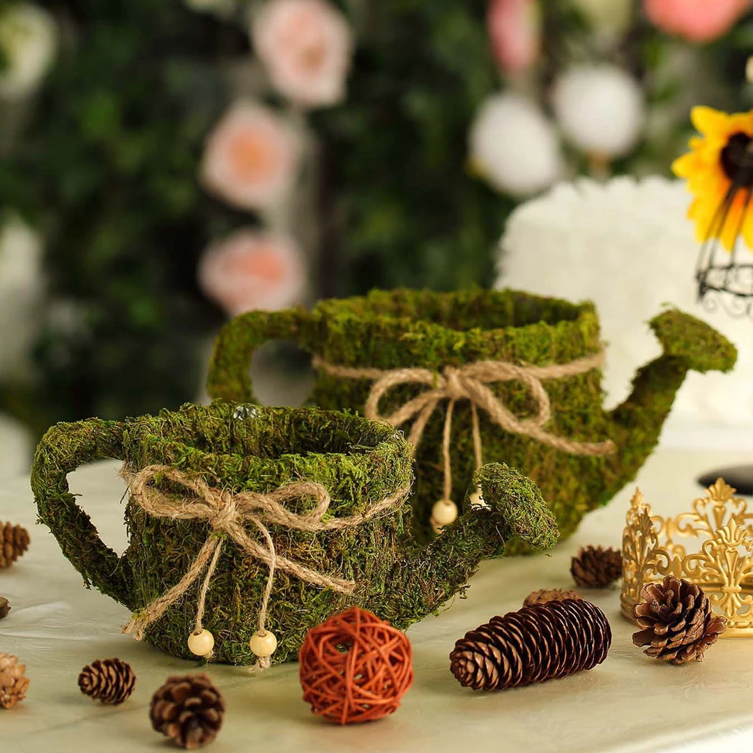 HIER_1600 Set Of 2 | Preserved Moss Watering Can Planter Box With Natural Braided Twine Bow - 11" & 10" 2 HIER_1600 Set Of 2 | Preserved Moss Watering Can Planter Box With Natural Braided Twine Bow - 11" & 10"