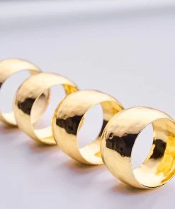 HIER_2310 4 Pack Metallic Gold Hammered Napkin Rings Linen Napkins