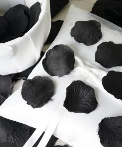 HIER_5130 Chargers & Centerpieces 500 Black Silk Rose Petals For Table Confetti