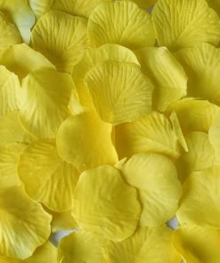 HIER_5130 Chargers & Centerpieces 500 Yellow Silk Rose Petals