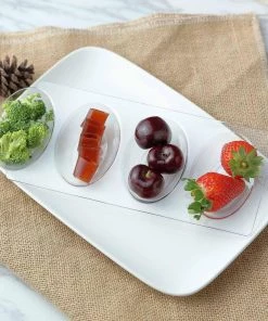 HIER_5440 12 Pack - 10" Classic Plastic Disposable 4-Section Appetizer Trays - Clear, Oval