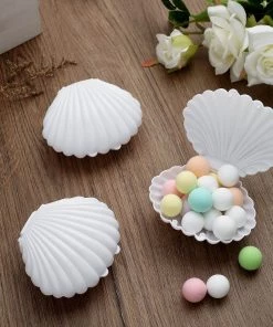 HIER_5320 12 Pack | 3.5" White Seashell Party Favor Gift Boxes, Treat Candy Goodie Box For Beach Wedding & Baby Showers Chargers & Centerpieces