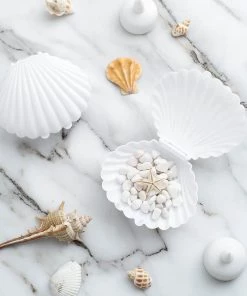 HIER_5320 12 Pack | 3.5" White Seashell Party Favor Gift Boxes, Treat Candy Goodie Box For Beach Wedding & Baby Showers Chargers & Centerpieces