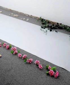 HIER_3900 Aisle Runners Metallic Silver Glossy Mirrored Wedding Aisle Runner, Non-Woven Red Carpet Runner - Prom, Hollywood, Glam Parties - 3ftx65ft