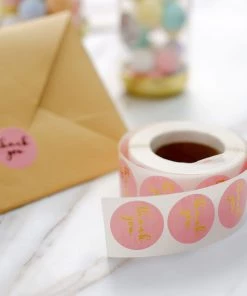 HIER_5150 Chargers & Centerpieces 500pcs | 1" Thank You Gold Foil Text On Pink Stickers Roll Décor, Labels & Seals For DIY Envelope - Round