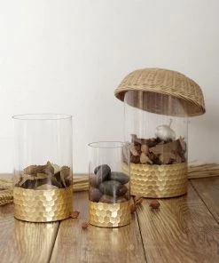 HIER_4810 Chargers & Centerpieces Set Of 3 | Glass Cylinder Vases With Gold Honeycomb Base | Glass Candle Holders | 6" | 8" | 10" 29 HIER_4810 Chargers & Centerpieces Set Of 3 | Glass Cylinder Vases With Gold Honeycomb Base | Glass Candle Holders | 6