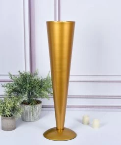 HIER_4820 Glass & Metal Floral Vases 24