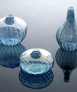 HIER_4810 Chargers & Centerpieces Set Of 3 | Blue Glass Flower Bud Vases, Table Centerpiece Taper Candle Holders - Ribbed Design - Assorted Sizes 24 HIER_4810 Chargers & Centerpieces Set Of 3 | Blue Glass Flower Bud Vases, Table Centerpiece Taper Candle Holders - Ribbed Design - Assorted Sizes