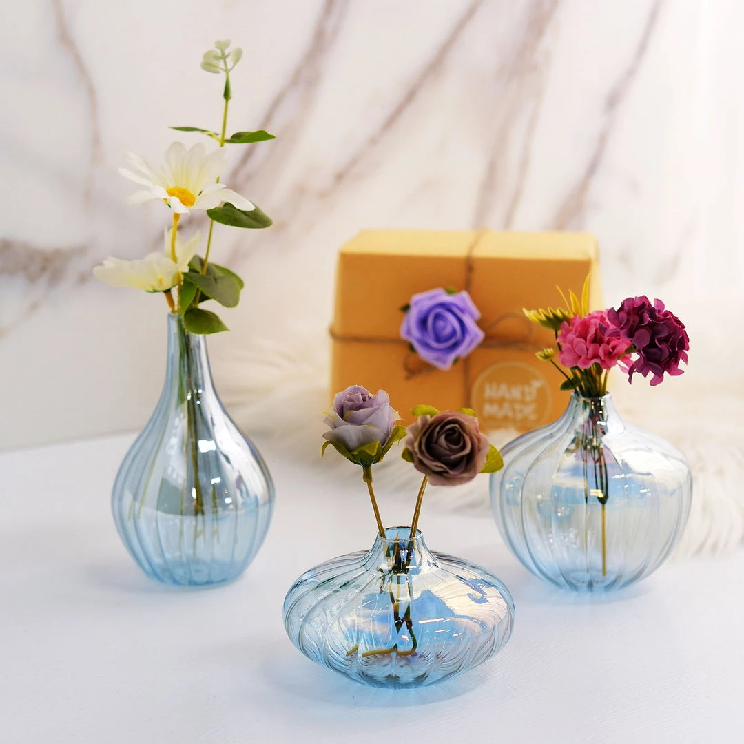 HIER_4810 Chargers & Centerpieces Set Of 3 | Blue Glass Flower Bud Vases, Table Centerpiece Taper Candle Holders - Ribbed Design - Assorted Sizes 13 HIER_4810 Chargers & Centerpieces Set Of 3 | Blue Glass Flower Bud Vases, Table Centerpiece Taper Candle Holders - Ribbed Design - Assorted Sizes