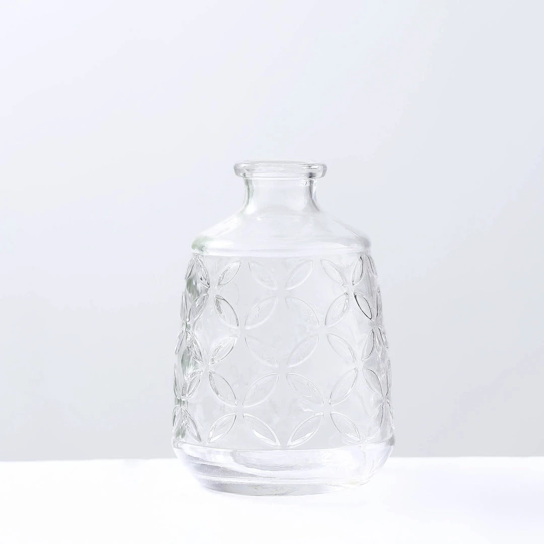 HIER_4810 4 Pack | 6" Embossed Glass Bud Vases, Transparent Glass Floral Vase - Clear 9 HIER_4810 4 Pack | 6" Embossed Glass Bud Vases, Transparent Glass Floral Vase - Clear