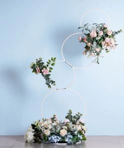 HIER_3620 5Ft | 4-Tiered White Hoop Pillar Flower Stand, Metal Wedding Arch Table Centerpiece - Hoop Wreath